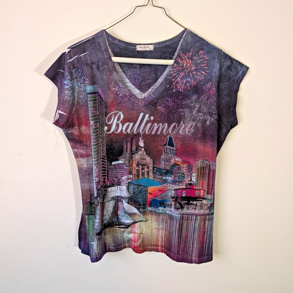 Sweet Gisele T-Shirt Women's Plus 2X Multicolor Baltimore Graphic V-Neck